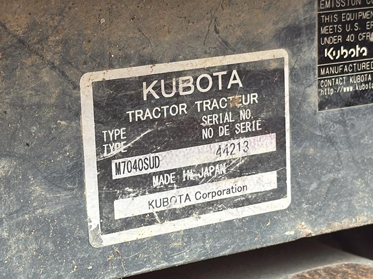 #2402-•-2012-kubota-tractor-image-11