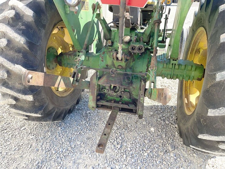 john-deere-2240-image-20