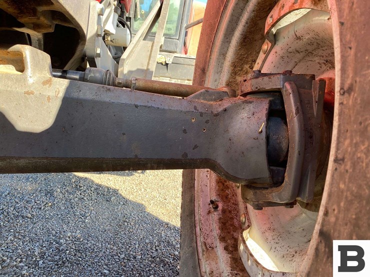 2012-massey-ferguson-5475-image-27