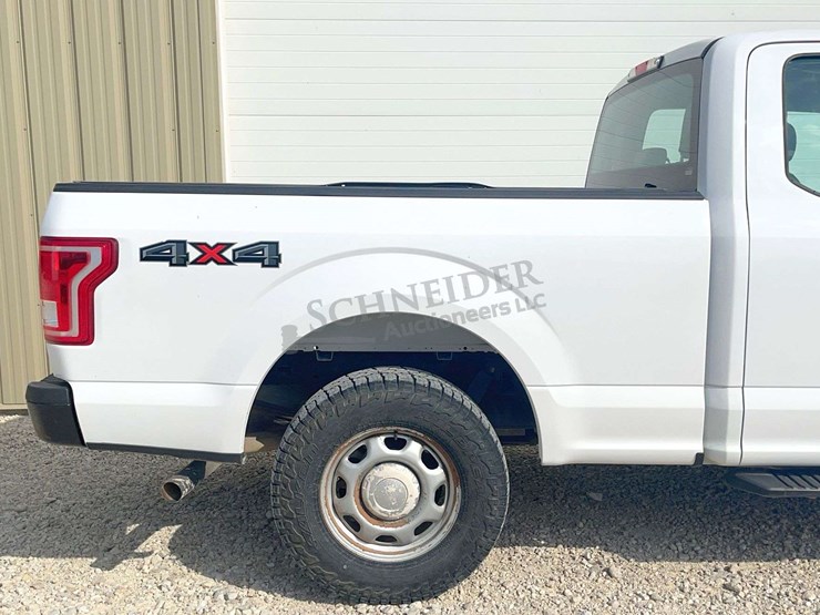 2017-ford-f150-image-19