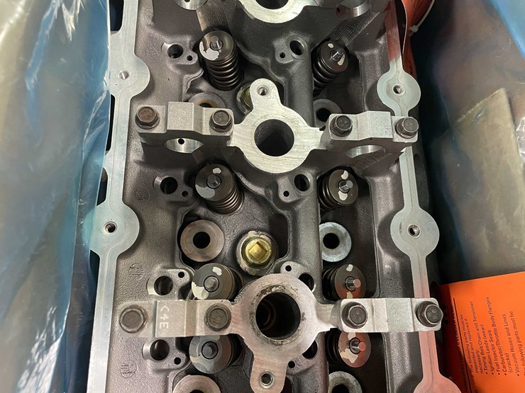 #8548-•-mopar-heads-(pr8)-image-15