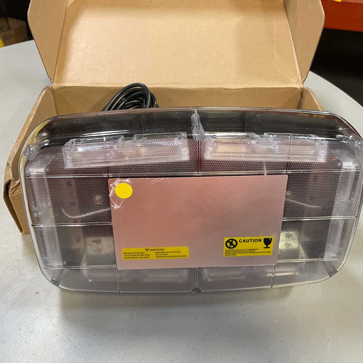 #8526 • Amber LED Strobe Light (PR12)