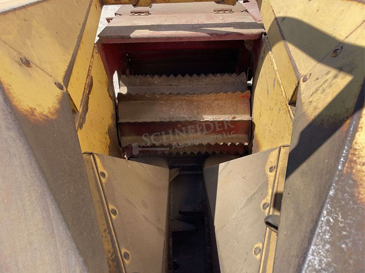 new-holland-super-717-image-23