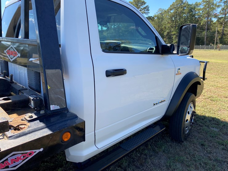 #19-•-#117-•-2020-ram-5500-rolloff-truck-image-18