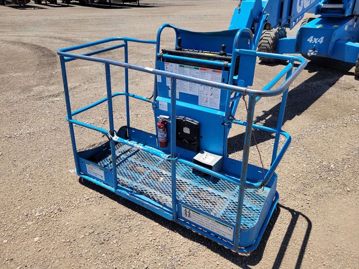 2011-genie-s65-image-2