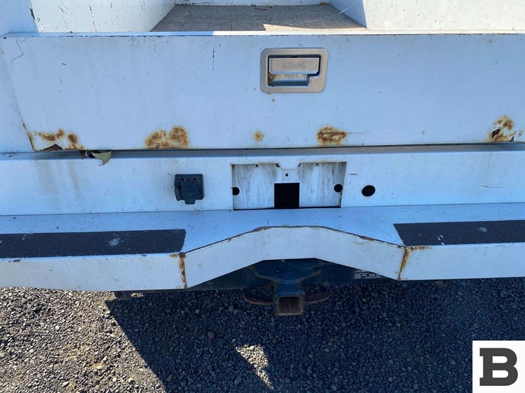 2013-chevrolet-silverado-3500-image-22