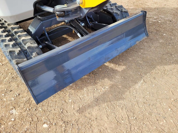 2024-ire20-mini-excavator-image-5