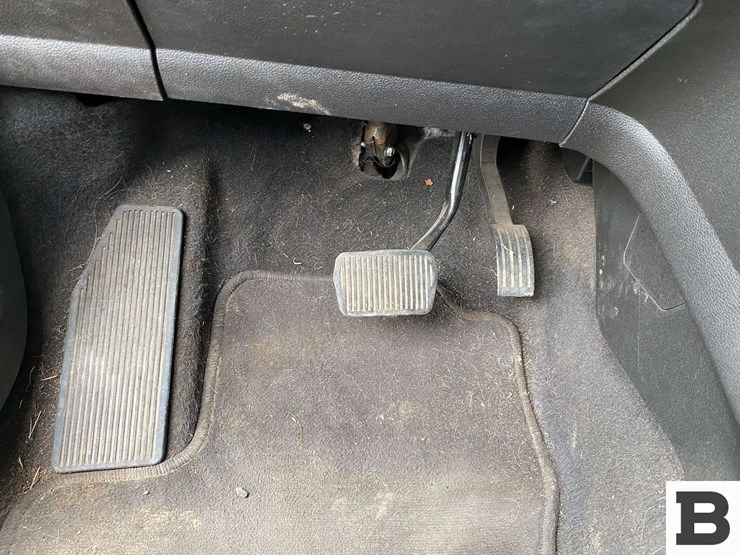 2015-ford-escape-image-23