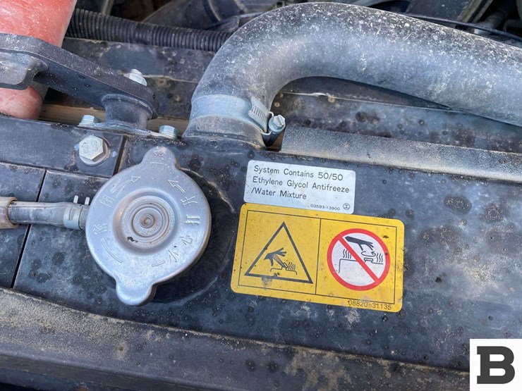 2021-takeuchi-tl12-image-27