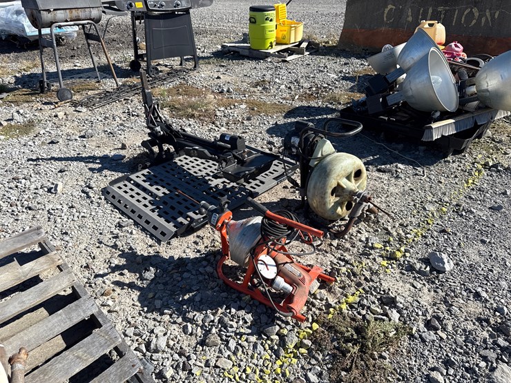 #28201-•-lot-of-(2)-roto-rooters-&-wheel-chair-lift-image-2