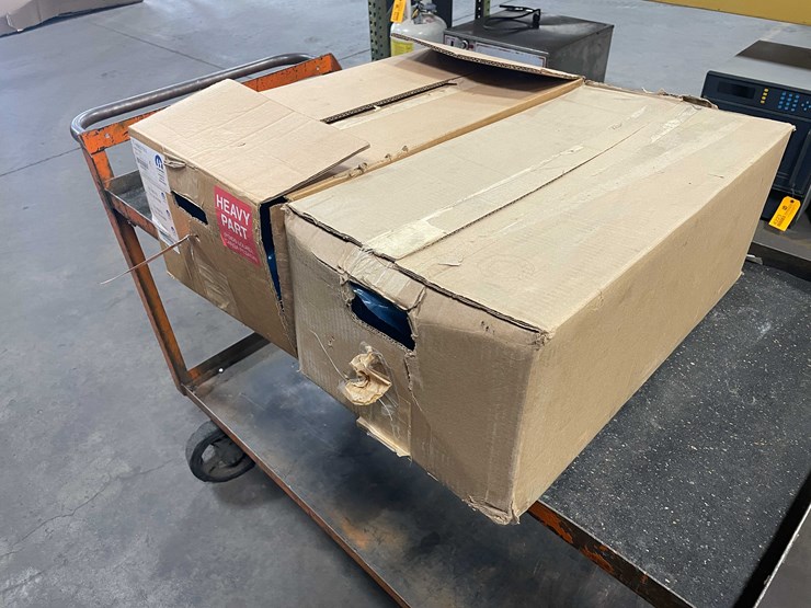 #8548-•-mopar-heads-(pr8)-image-3