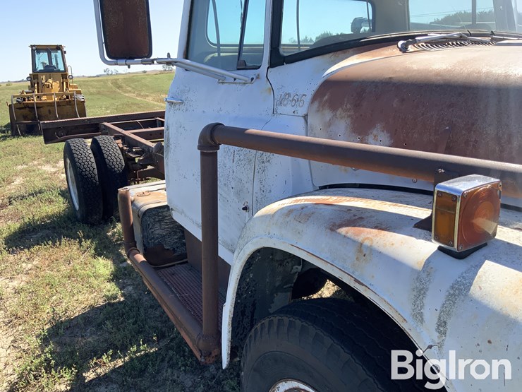 1969-international-loadstar-image-16