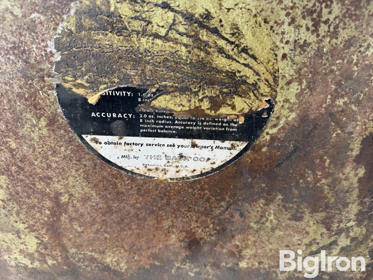 micro-precision-antique-tire-balancer-image-9