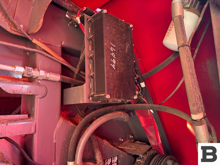 2012-massey-ferguson-2190-image-44