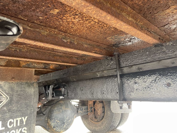 2003-international-durastar-4300-image-61