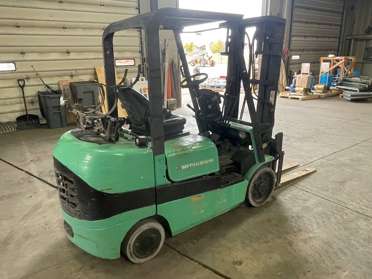 mitsubishi-fgc30k-image-5