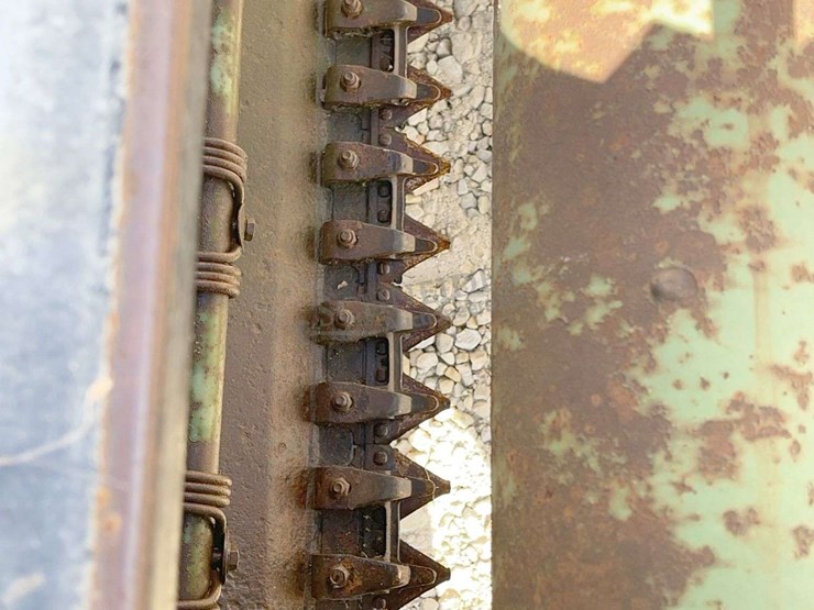 john-deere-1219-image-16