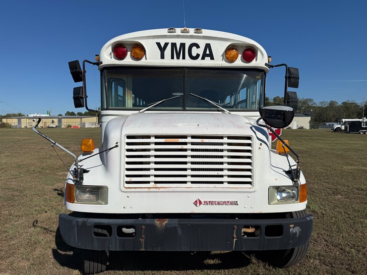 1992-international-3800-image-8