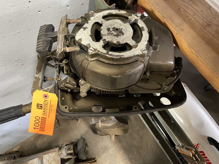 #8522-•-clinton-engine-outboard-motor-(cw)-image-2