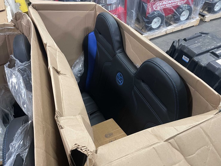 #8621-•-new-can-am-seat-(f)-image-1