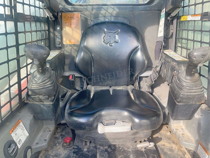 2019-bobcat-t770-image-29