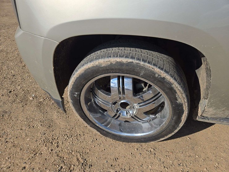 2015-gmc-yukon-denali-image-6