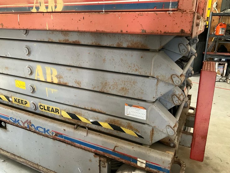 2006-skyjack-sjiii4632-image-26