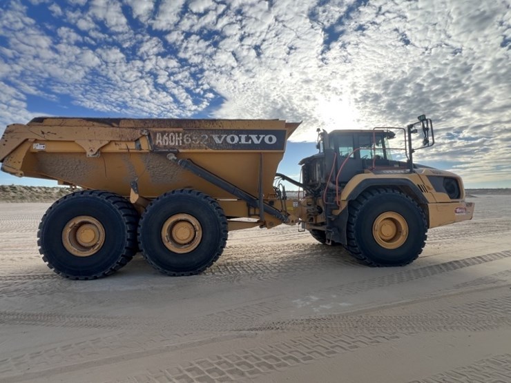 2020-volvo-a60h-image-6