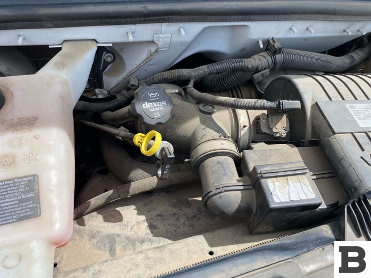 2019-gmc-3500-image-28