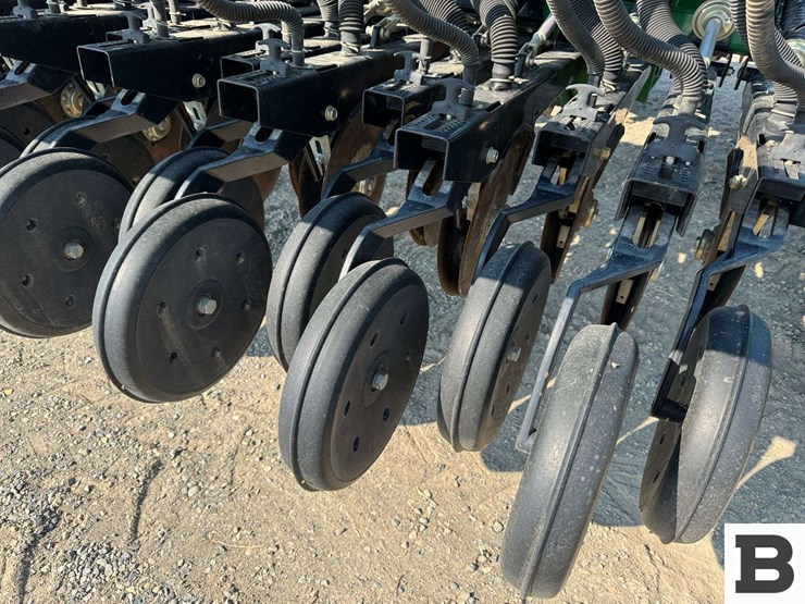 great-plains-3s-3000-image-19