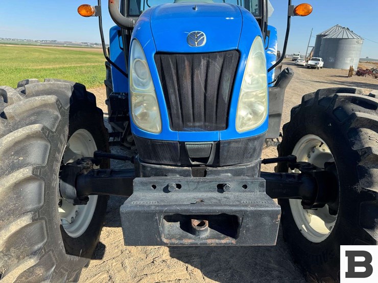 2010-new-holland-t5060-image-11