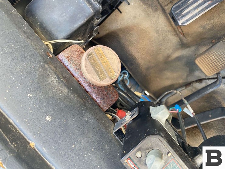 1989-kenworth-22-210-tractor-truck-image-38