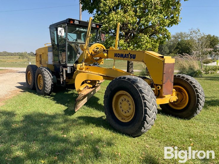 2009-komatsu-gd655-3e0-image-3