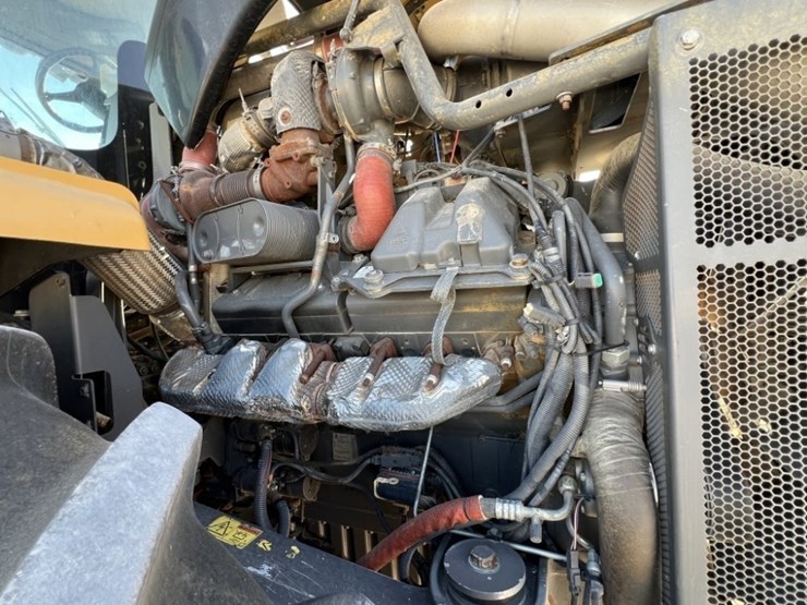 2016-challenger-mt965e-image-33