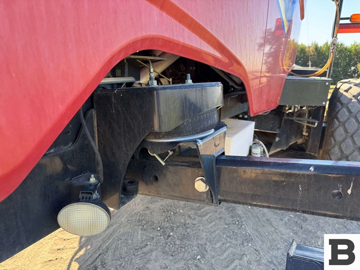 2015-new-holland-speedrower-260-image-38