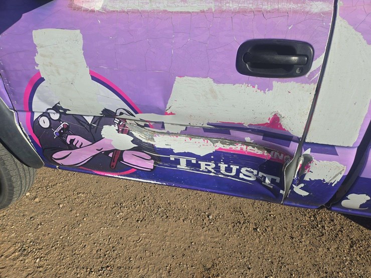 2004-gmc-sierra-2500-image-6