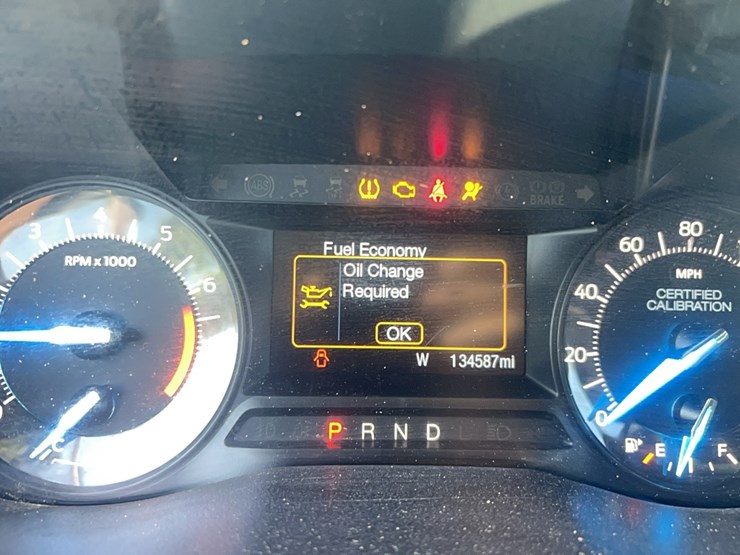 2017-ford-explorer-image-9