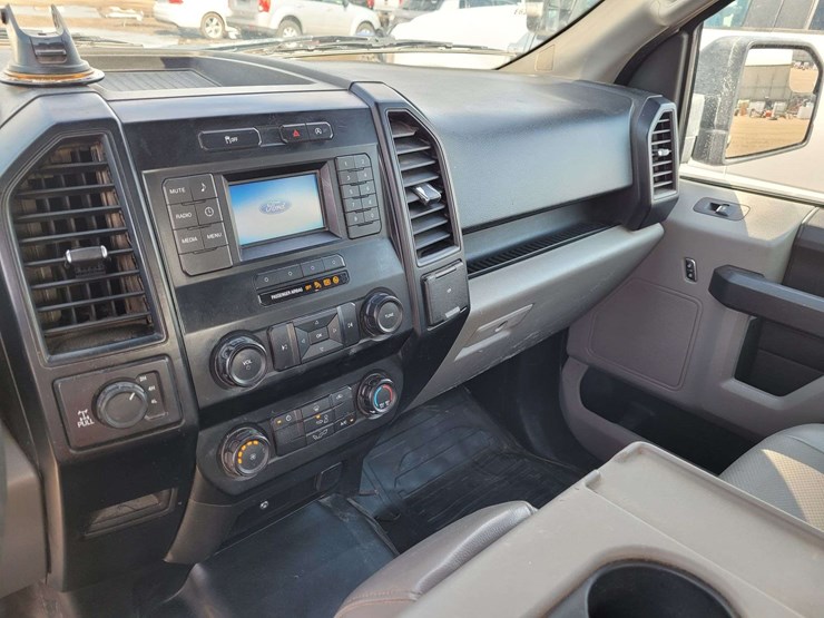 2018-ford-f150-xl-image-9