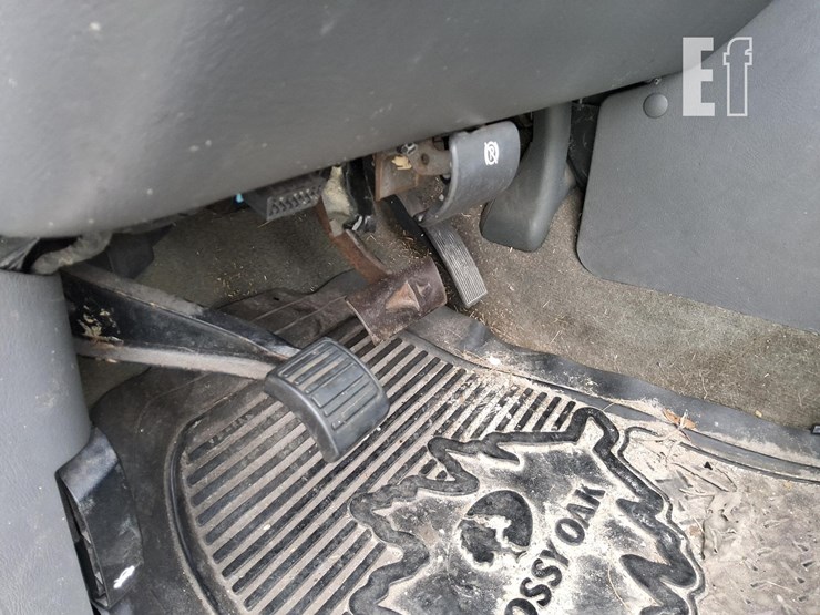 2006-gmc-sierra-2500hd-image-17