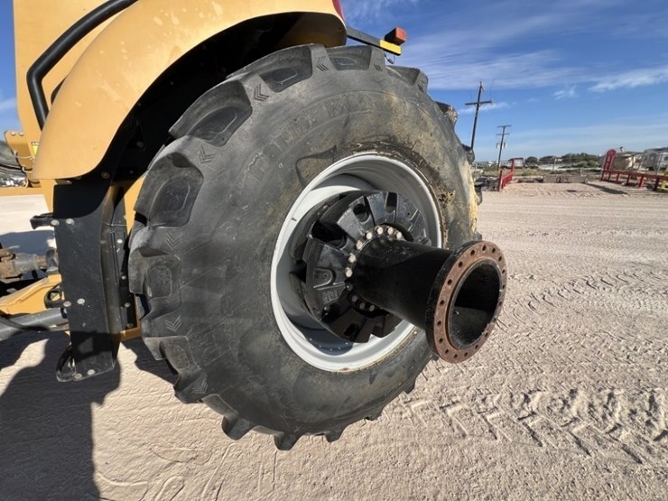 2016-challenger-mt965e-image-18