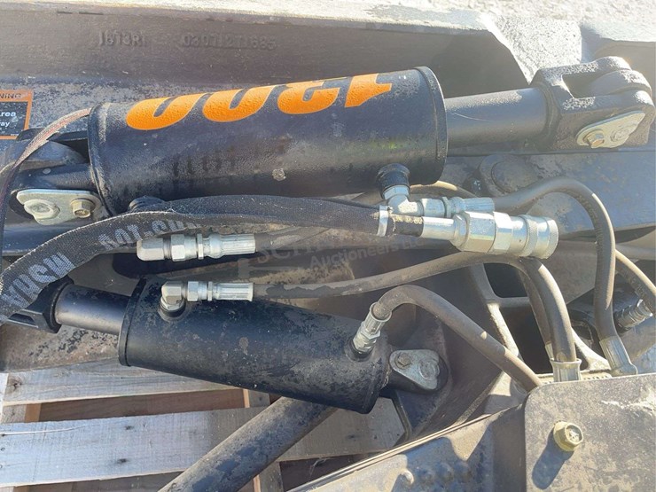 john-deere-8-image-11