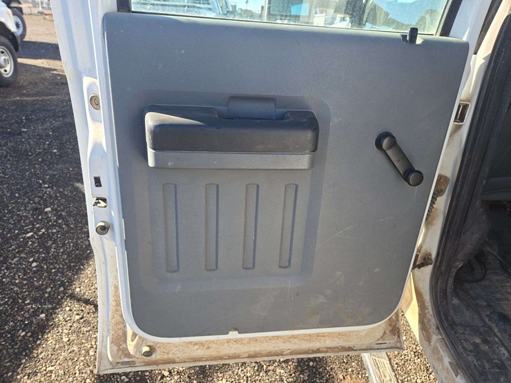 2012-ford-f350-image-11