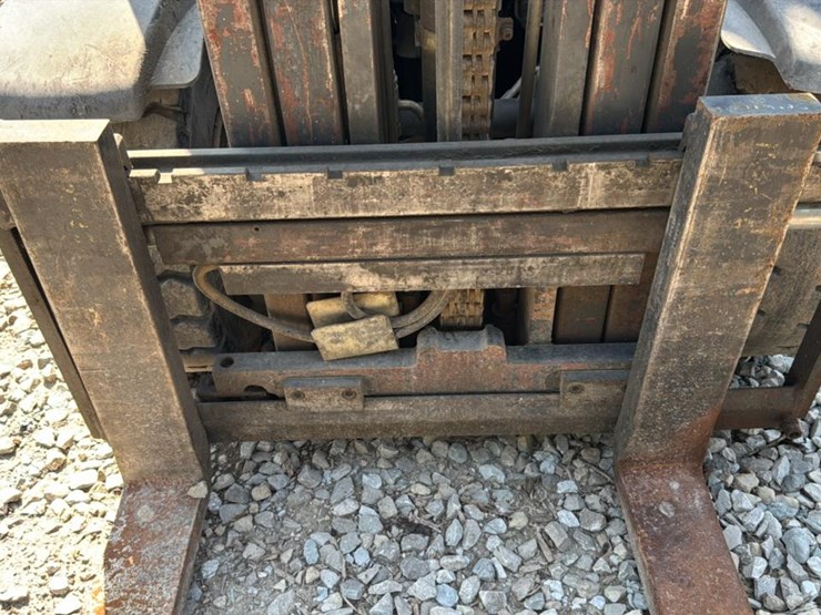 #1355-•-linde-h35-forklift-image-13