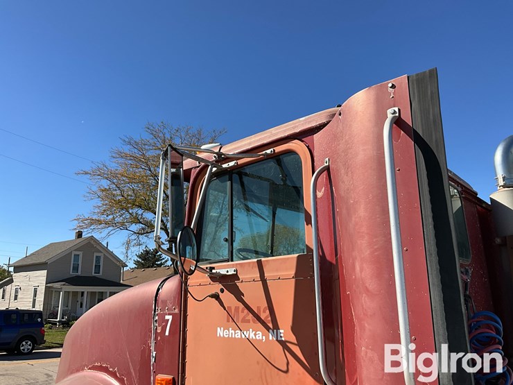 1990-international-9400-image-17