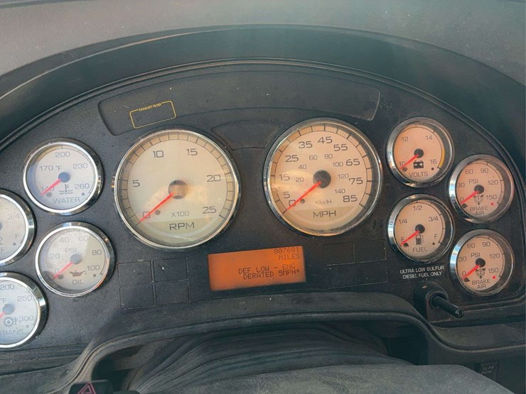 2017-international-prostar-image-50