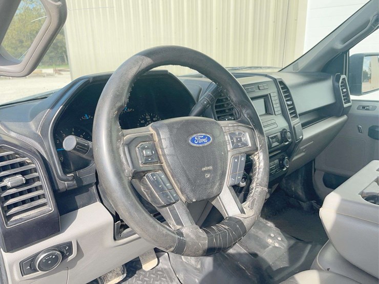 2017-ford-f150-image-49