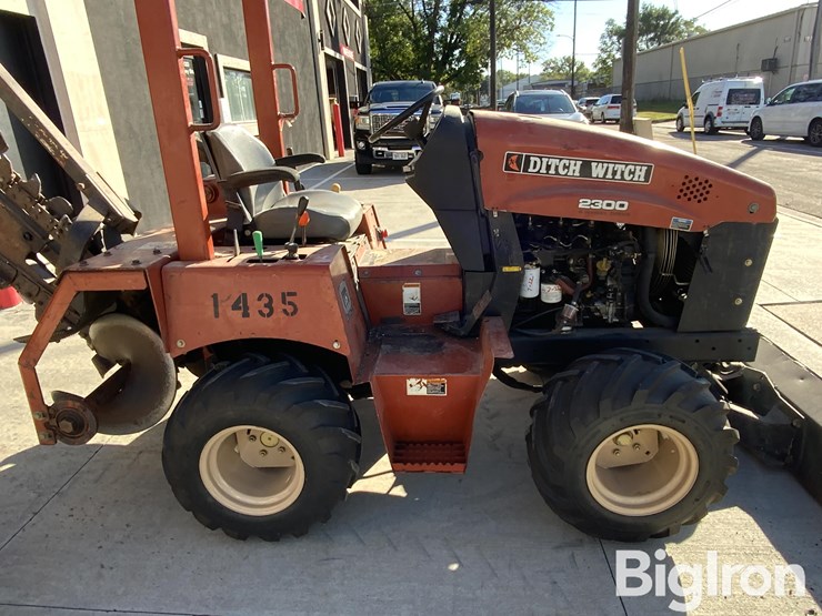 2004-ditch-witch-rt40-image-17