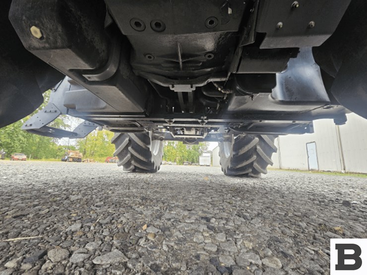 2016-massey-ferguson-7720-image-10