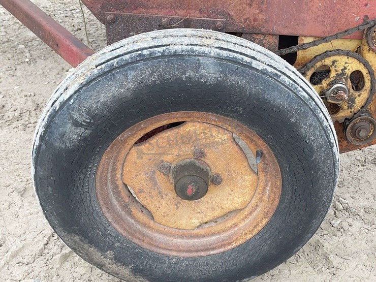 new-holland-67-image-19