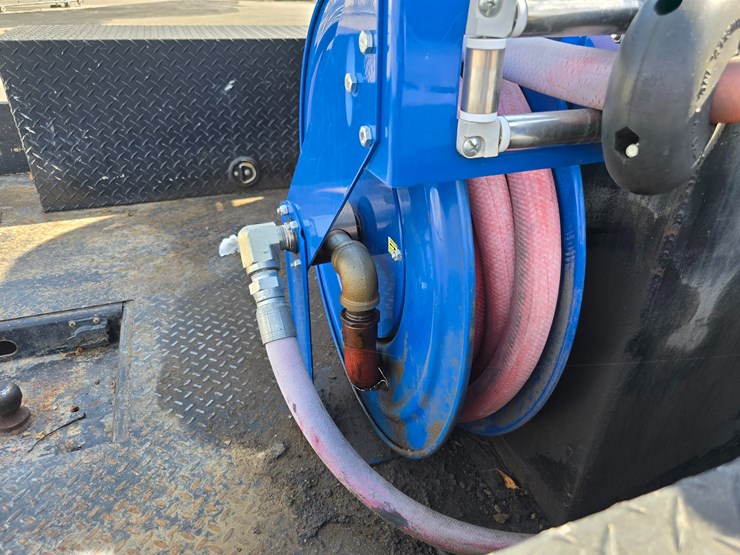 2017-gmc-sierra-3500-image-72